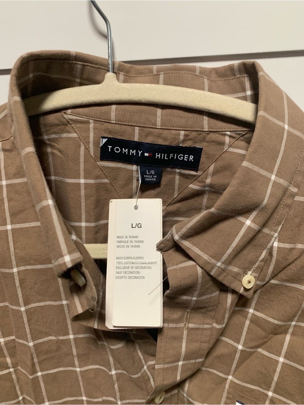 Tommy Hilfiger Men’s Tan Brown Windowpane Button-Down Shirt - Picture 3 of 7